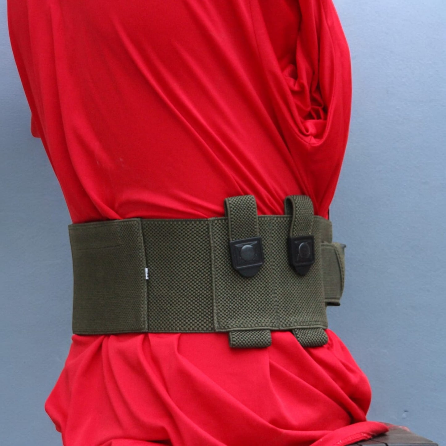 Elastic belt with 2 magazine and 1 universal pistol cover